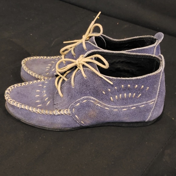 Minnetonka blue ankle moccasins - Picture 6 of 7